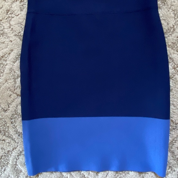 BCBGMAXAZRIA Color block bondage skirt size XS - Picture 7 of 7